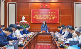 Phó Bí thư Thường trực Tỉnh ủy Nguyễn Thị Hương làm việc với Ban Thường vụ Đảng ủy 2 phường Tam Sơn và Phù Khê