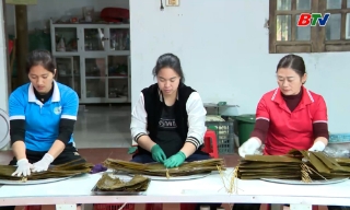 Hướng thoát nghèo từ đặc sản Bánh chưng Hoàng Vân