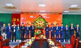 Phó Bí thư Thường trực Tỉnh ủy Nguyễn Thị Hương chúc Tết Báo và Phát thanh, Truyền hình Bắc Ninh