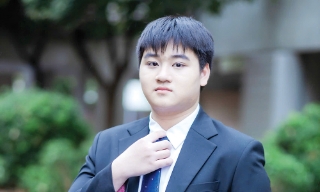 Nỗ lực cao nhất trong học tập, mang vinh quang về cho quê hương