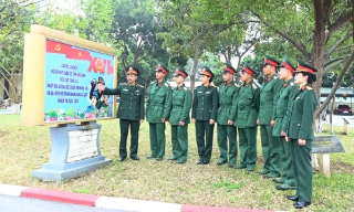 Cử tri quân đội chủ động, nêu cao trách nhiệm 