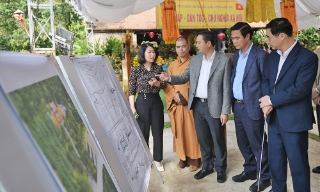 Chủ tịch HĐND tỉnh Nguyễn Việt Oanh kiểm tra tình hình triển khai nhiệm vụ đầu năm tại xã Nam Dương và phường Chũ