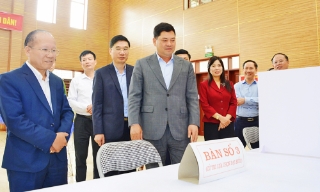 Bí thư Tỉnh ủy Nguyễn Hồng Thái làm việc với phường Võ Cường về phát triển kinh tế - xã hội và công tác chuẩn bị bầu cử