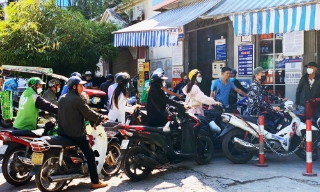 Xả quỹ bình ổn, giữ nguyên giá xăng