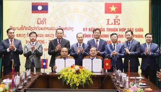 Chủ tịch UBND tỉnh Phạm Hoàng Sơn gửi Thư chúc mừng hai tỉnh Xay Sổm Bun, Hủa Phăn nhân dịp Tết cổ truyền Bunpimay