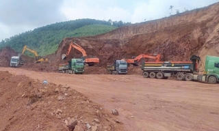 Khởi tố vụ án vi phạm quy định về khai thác tài nguyên tại xã Lục Sơn (Bắc Ninh)