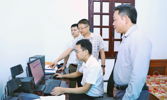 Ủy ban Kiểm tra Đảng ủy phường Thuận Thành đẩy mạnh chuyển đổi số
