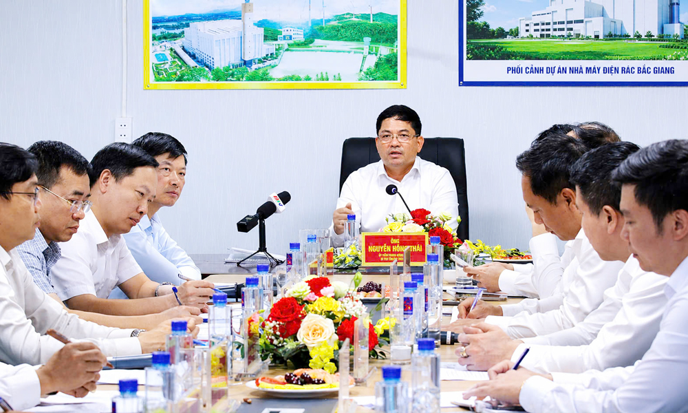  Bí thư Tỉnh ủy Nguyễn Hồng Thái kiểm tra tiến độ dự án Nhà máy xử lý rác và phát điện Bắc Giang