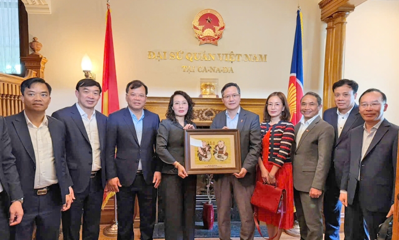  Đoàn công tác tỉnh Bắc Ninh thăm, làm việc với Đại sứ quán Việt Nam tại Canada