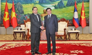 Chủ tịch Quốc hội Trần Thanh Mẫn hội kiến Tổng Bí thư, Chủ tịch nước Lào