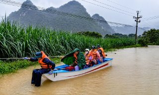 Bộ Xây dựng đề nghị 6 địa phương chủ động ứng phó mưa lũ sau bão số 4