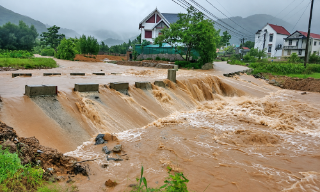 Cảnh báo nguy cơ lũ quét, sạt lở đất tại nhiều tỉnh Bắc Bộ và Thanh Hóa