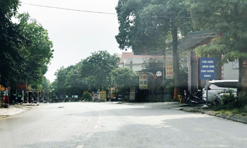  Phân luồng giao thông trên quốc lộ 17 để thi công công trình phục vụ sân bay Gia Bình