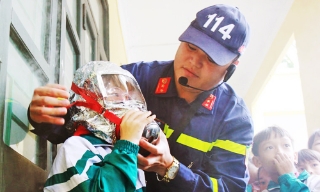 Trung úy Hồ Văn Kết: Trọn tình yêu với nghề chữa cháy