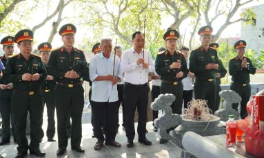  Bàn giao công trình tu bổ, tôn tạo Nghĩa trang Liệt sĩ Triều Tiên tại Bắc Ninh