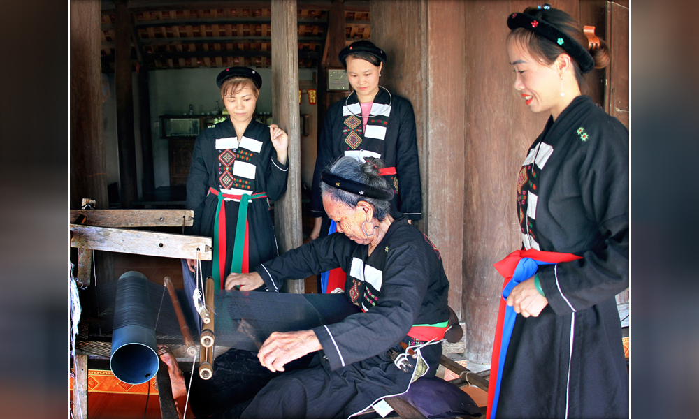  Truyền nghề 