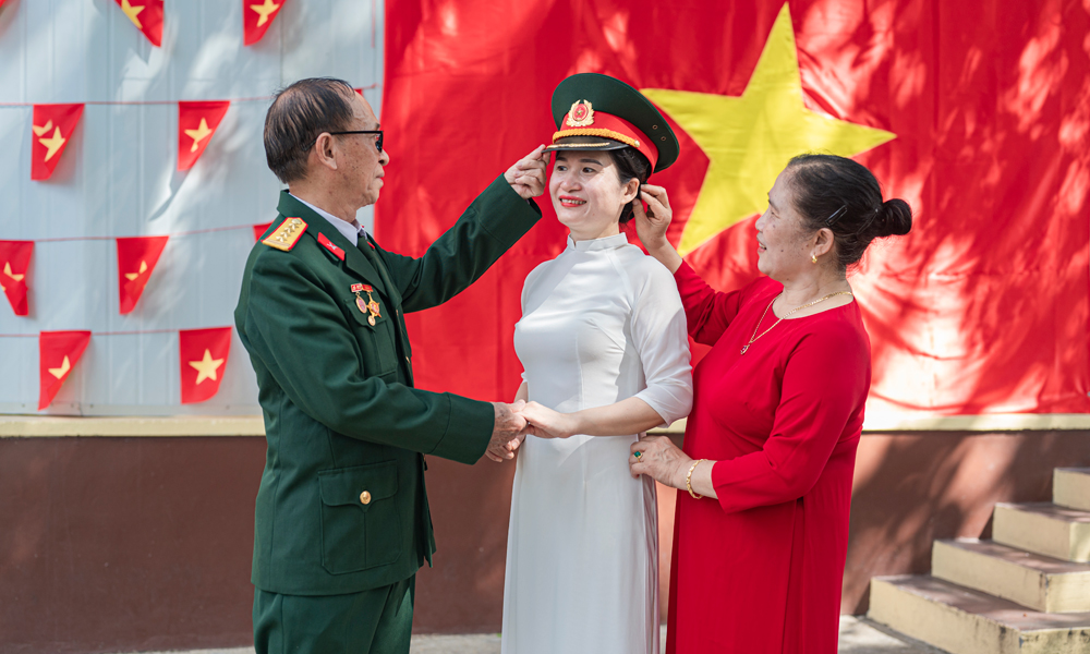  Viết tiếp tình yêu bảo vệ Tổ Quốc 