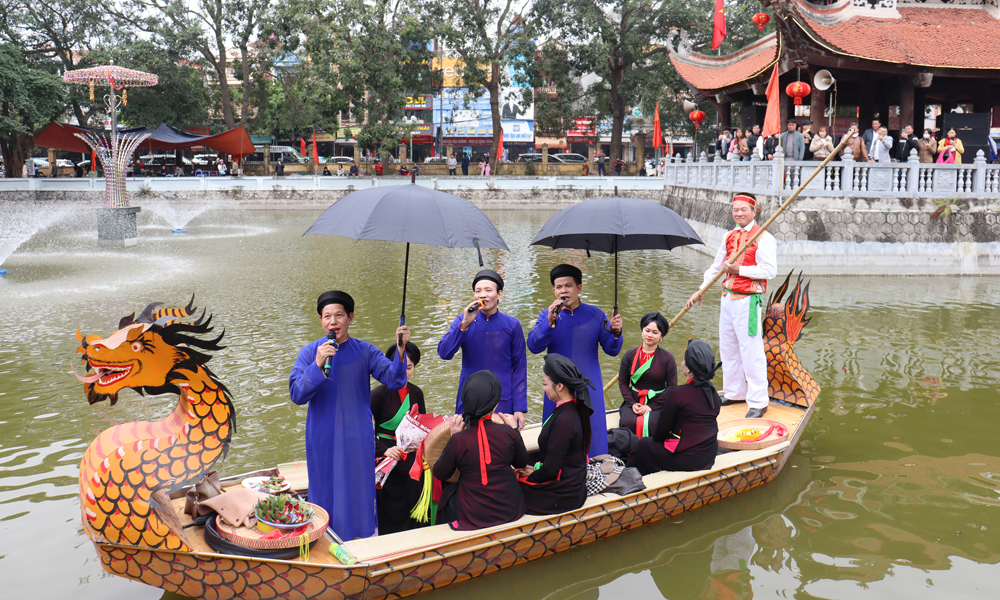  Quan họ vùng Lim đón khách ngày hội