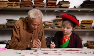 Giữ hồn di sản