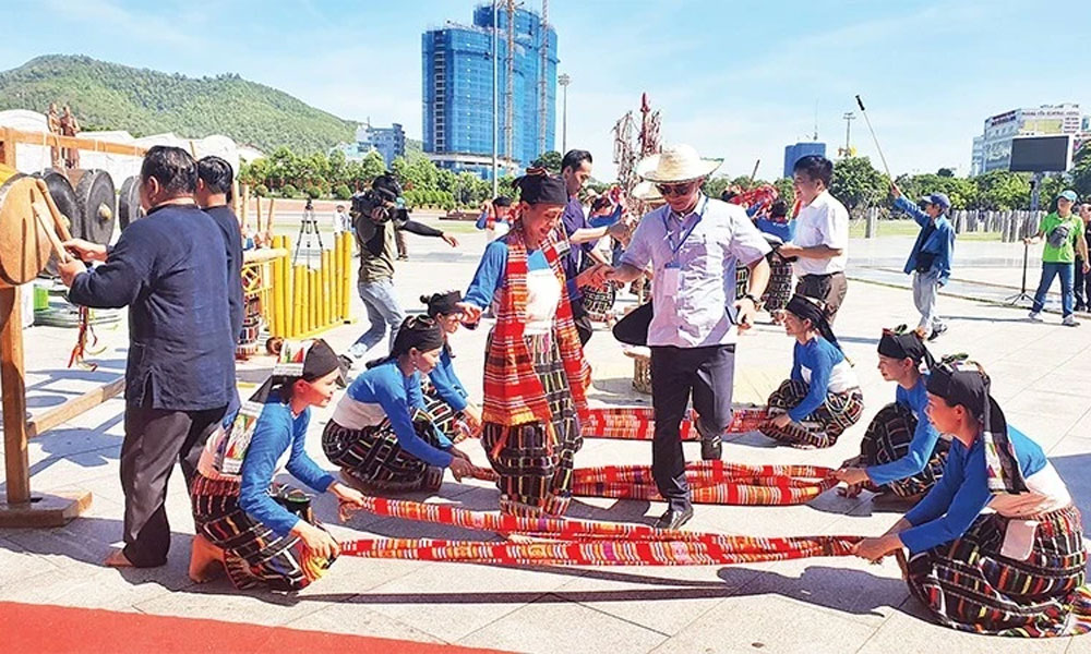 Cha Mun Festival of Black Thai People in Thanh Hoa Province recognised as national intangible cultural heritage