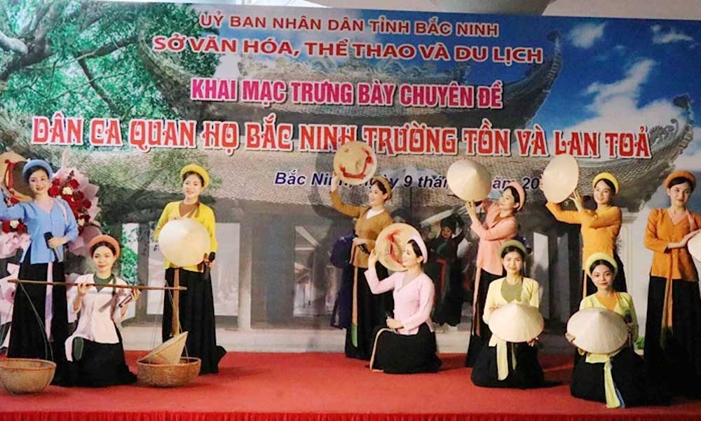 Documents, images, and artefacts on Quan Ho Singing on display