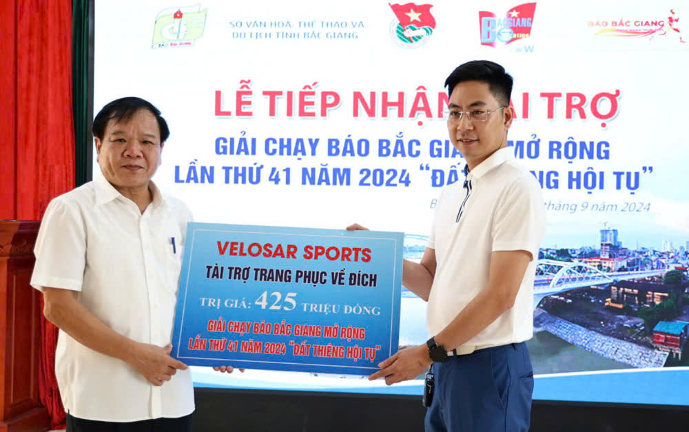 Venicii Vietnam Joint Stock Company sponsors finishing uniforms for 41st Bac Giang Newspaper Half Marathon 2024 themed “Convergence in the Sacred Land 