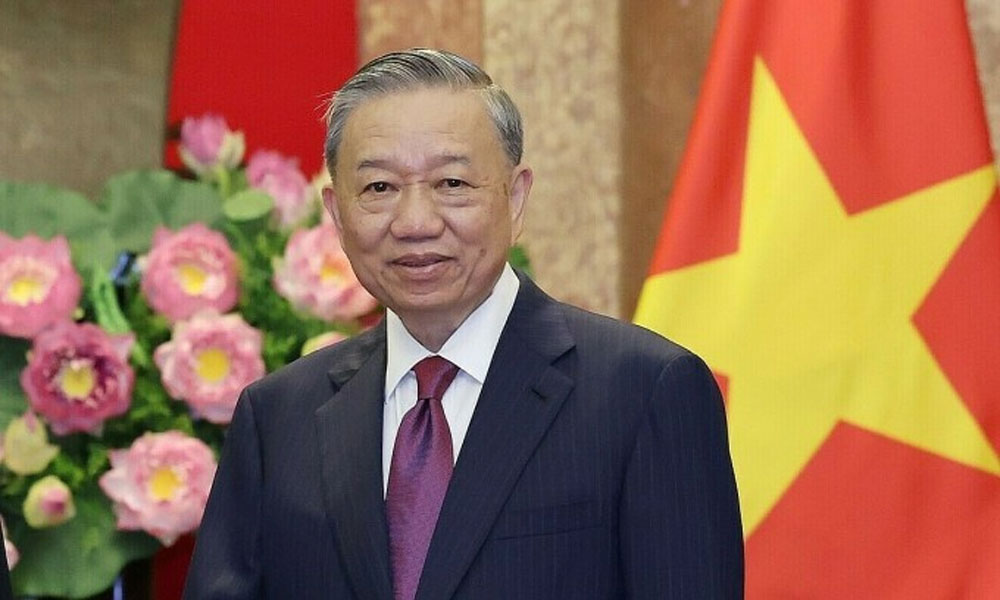 Party chief calls for cutting business barriers by 30%
