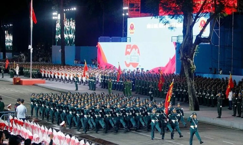 State-level rehearsal for grand ceremony commemorating 50th anniversary of Southern Liberation and National Reunification