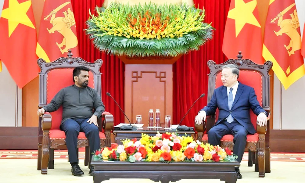 Vietnamese Party leader receives Sri Lankan President