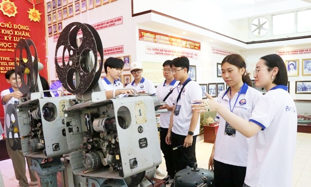 Legal reforms open doors for overseas Vietnamese