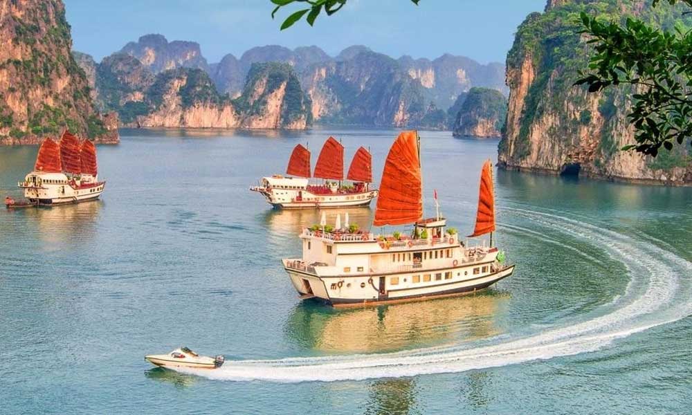 Australian photojournalist captures chanting journey throughout Viet Nam