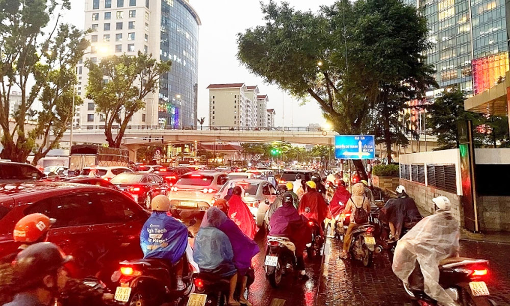 Heavy rain to persist for 4 days in northern Vietnam, raising flood risk
