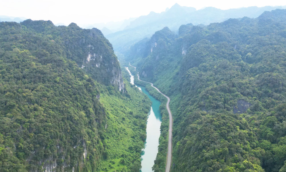 National parks of Vietnam, Laos recognized as transboundary world heritage site