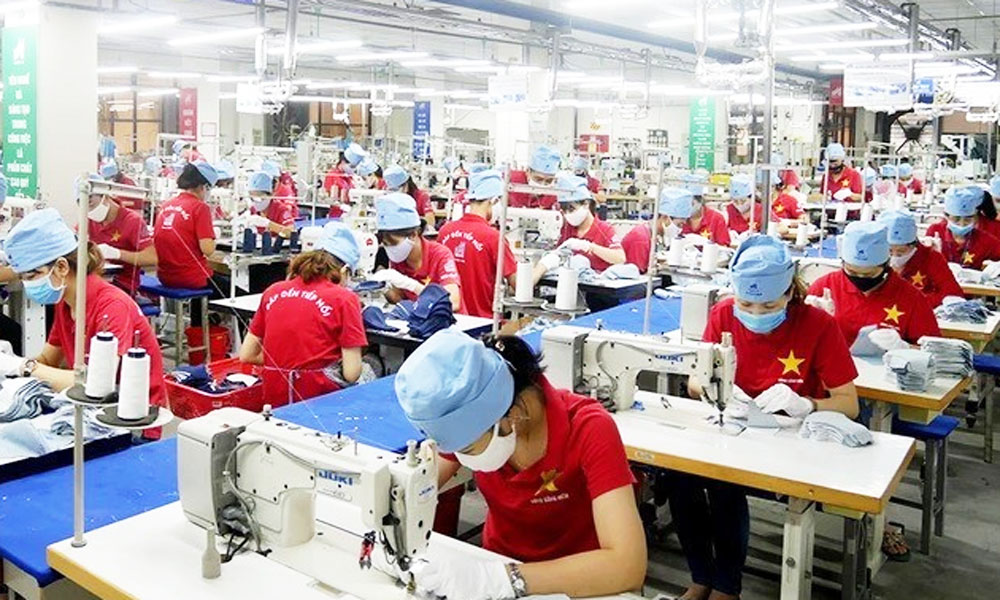 Viet Nam's textile, garment exports reach nearly 22 billion USD in H1