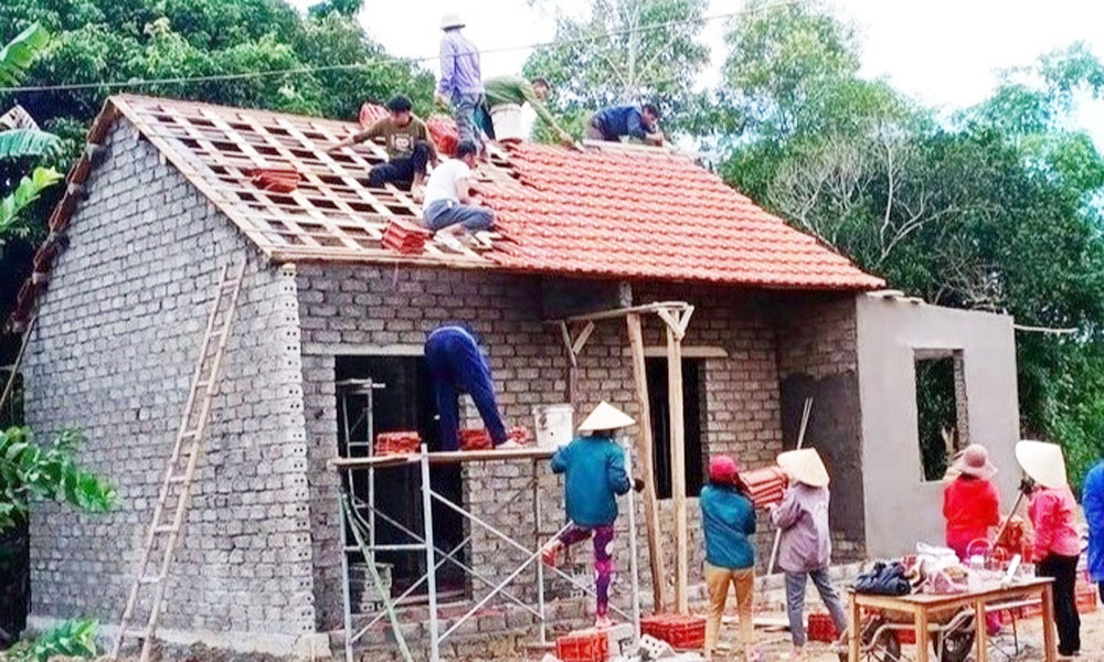 PM urges completion of housing for national contributors by July 24