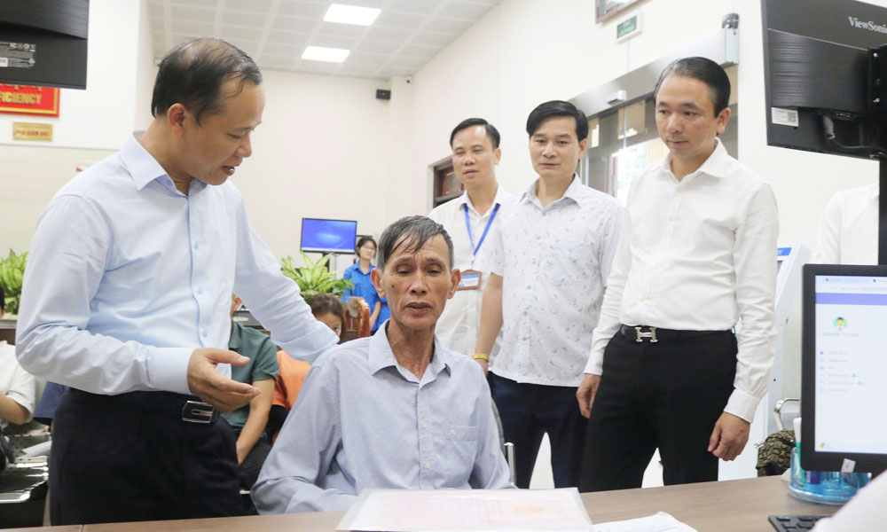 Bac Ninh seeks to improve public administrative service centre efficiency