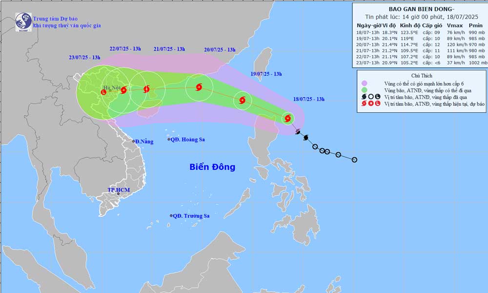 Deputy minister calls for urgent action as Wipha storm forecast to hit Viet Nam's mainland