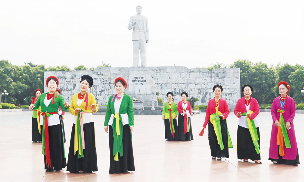 Soong co and Cheo recognised national intangible cultural heritages