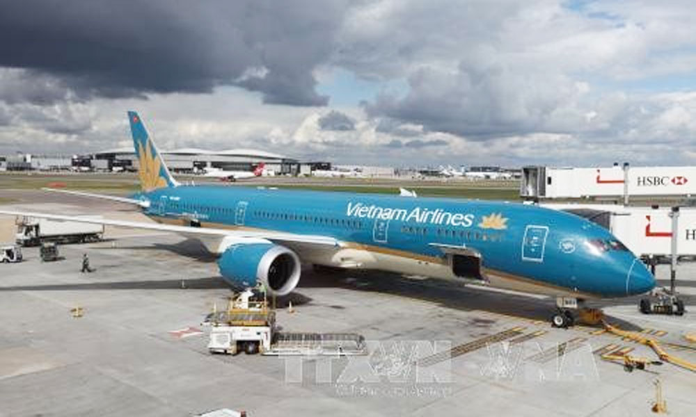 Vietnam Airline Group cancels flights as Typhoon Wipha nears
