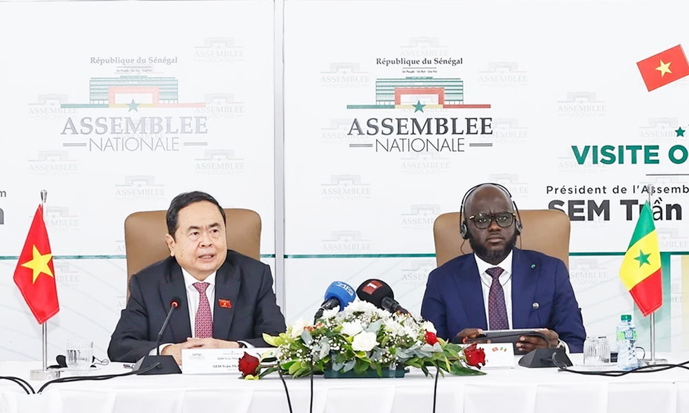 NA Chairman holds talks with Senegalese counterpart