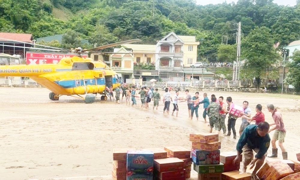 Red Cross Society launches emergency relief for flood-hit Nghe An province