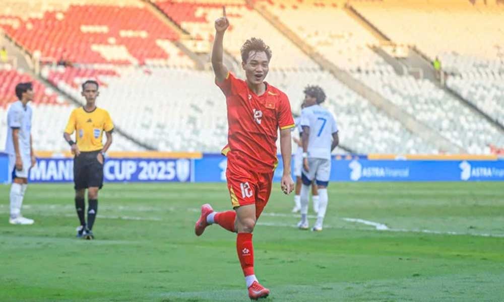 Viet Nam storms into AFF U23 Championship final