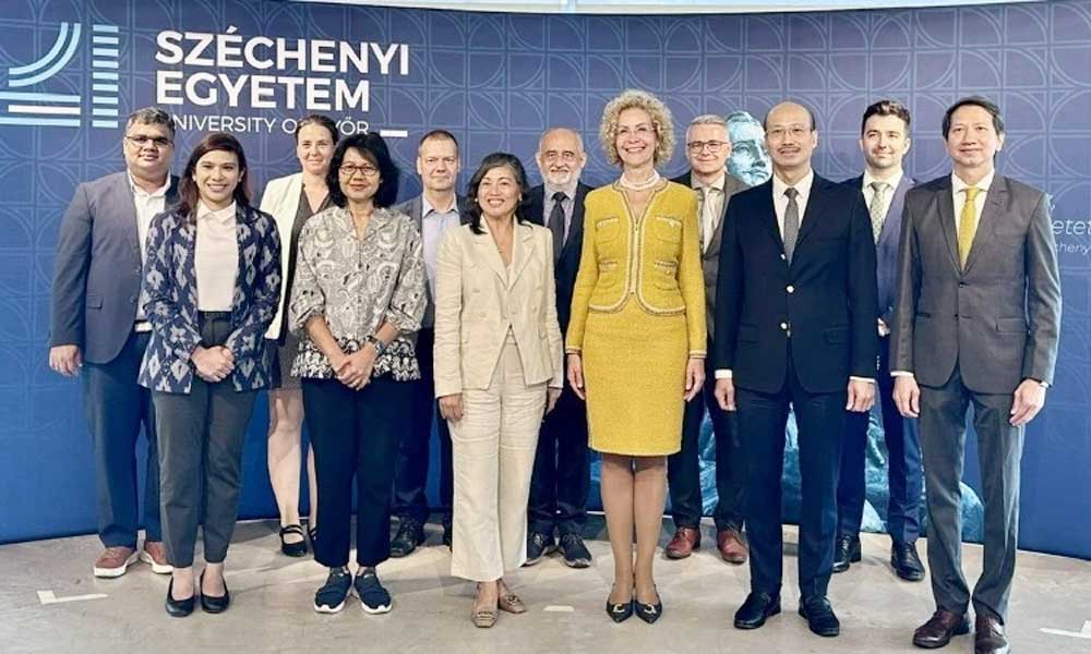 Viet Nam and Hungary promote cooperation in education and training
