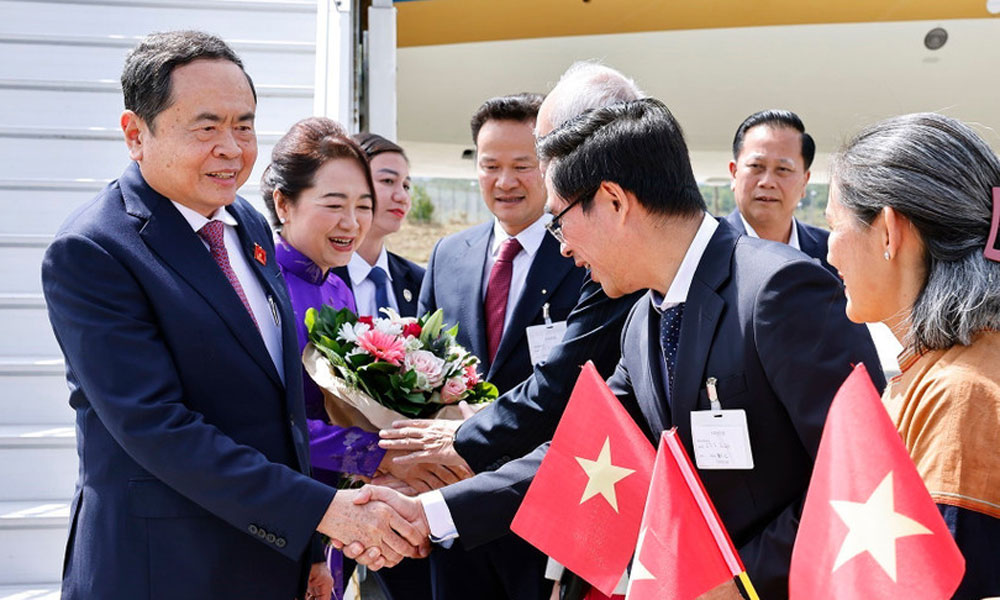 NA Chairman arrives in Switzerland to attend World Conference of Speakers of Parliament