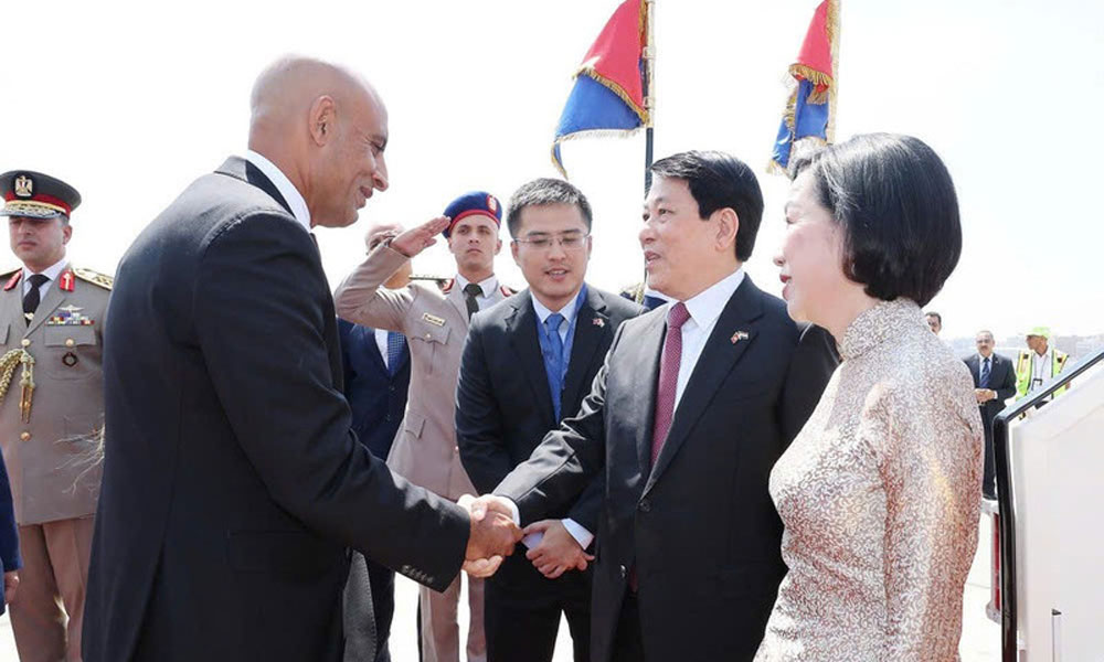State President Luong Cuong arrives in Cairo, beginning state visit to Egypt