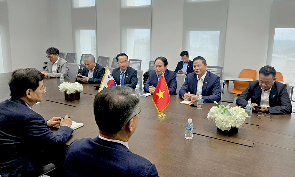 Bac Ninh PPC Chairman works with RoK’s Hoban Group