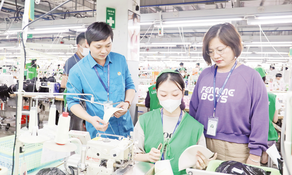 Bac Ninh provides more benefits to retain workers