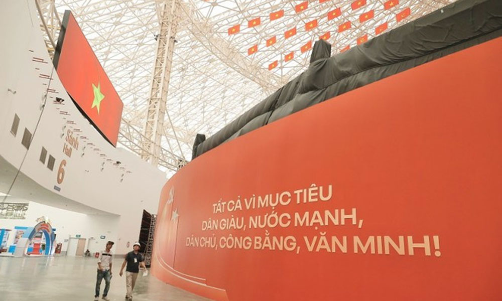 Largest-ever exhibition to honour Viet Nam's prominent achievements in all fields: Deputy PM