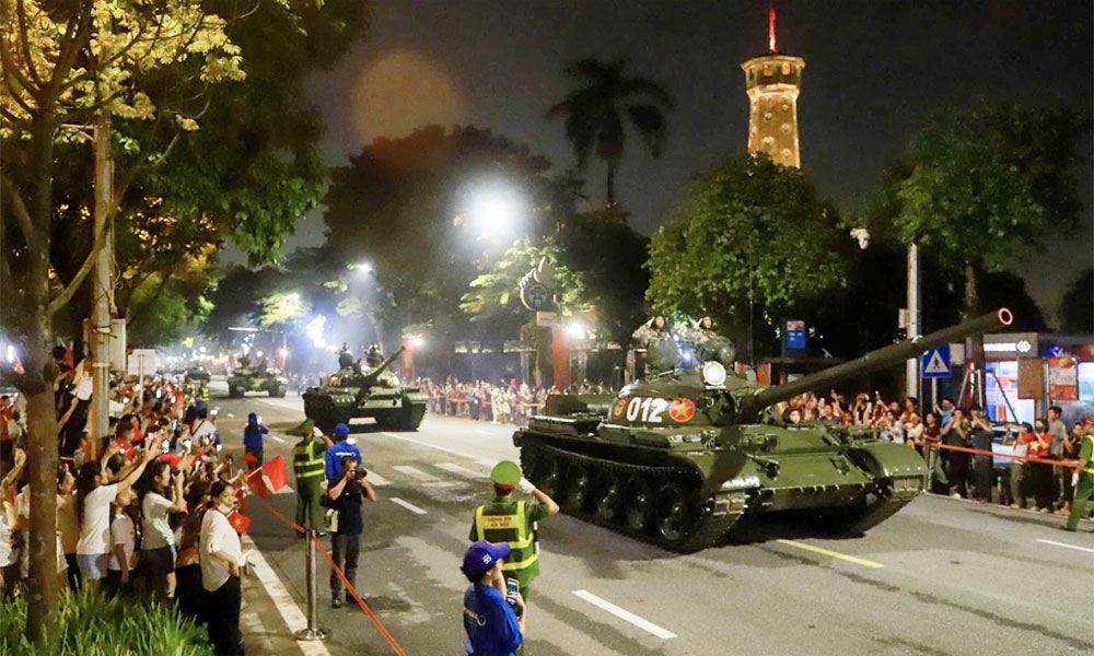 Hanoi announces adjustments to bus and metro services for National Day rehearsal, celebration