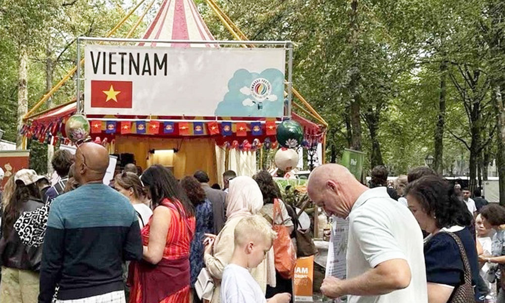 Vietnamese culture shines at 2025 Embassy Festival